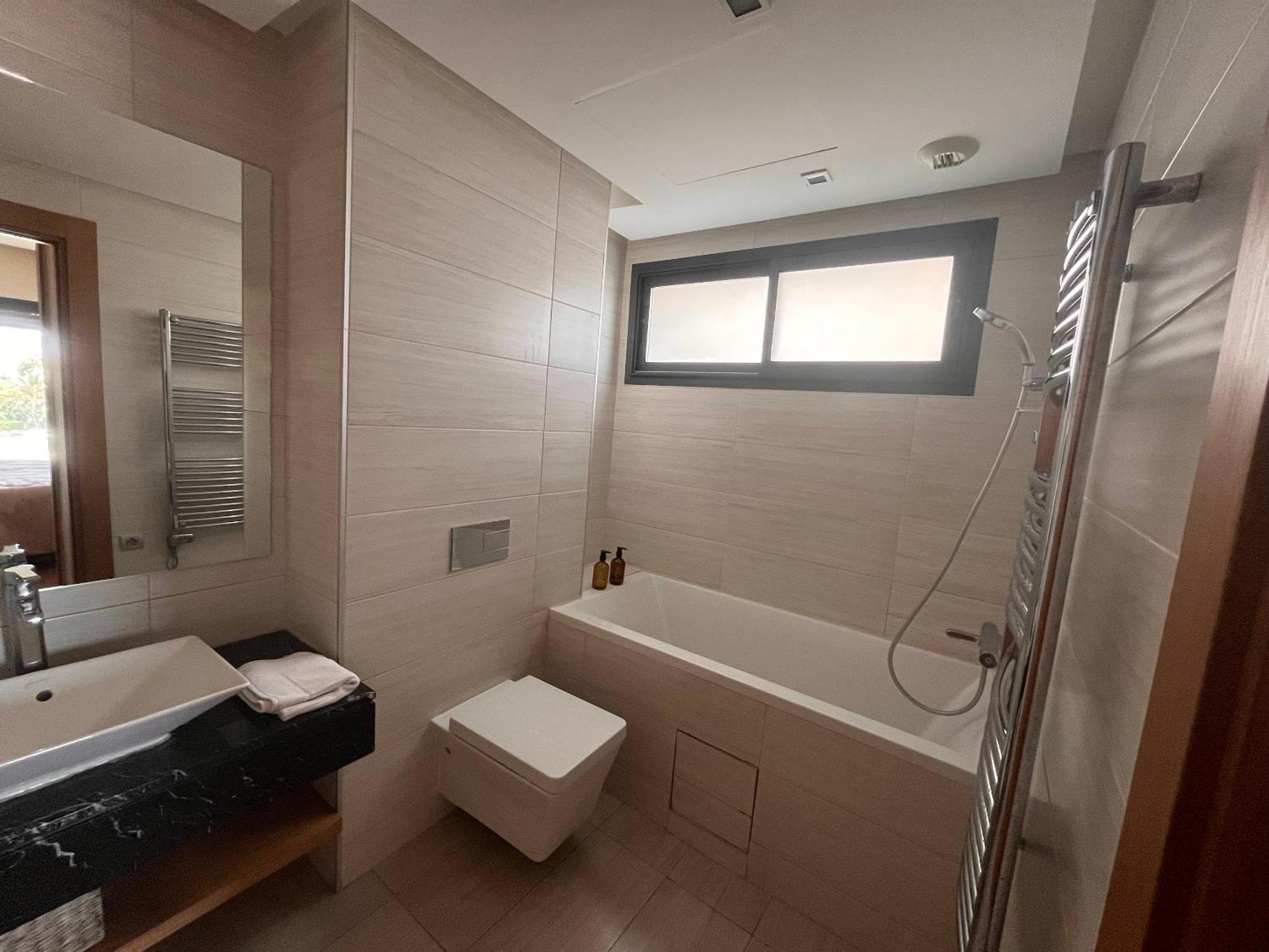 Appartamento Sojori Cfc, Fibre, Parking, Qualite Premium Casablanca Esterno foto